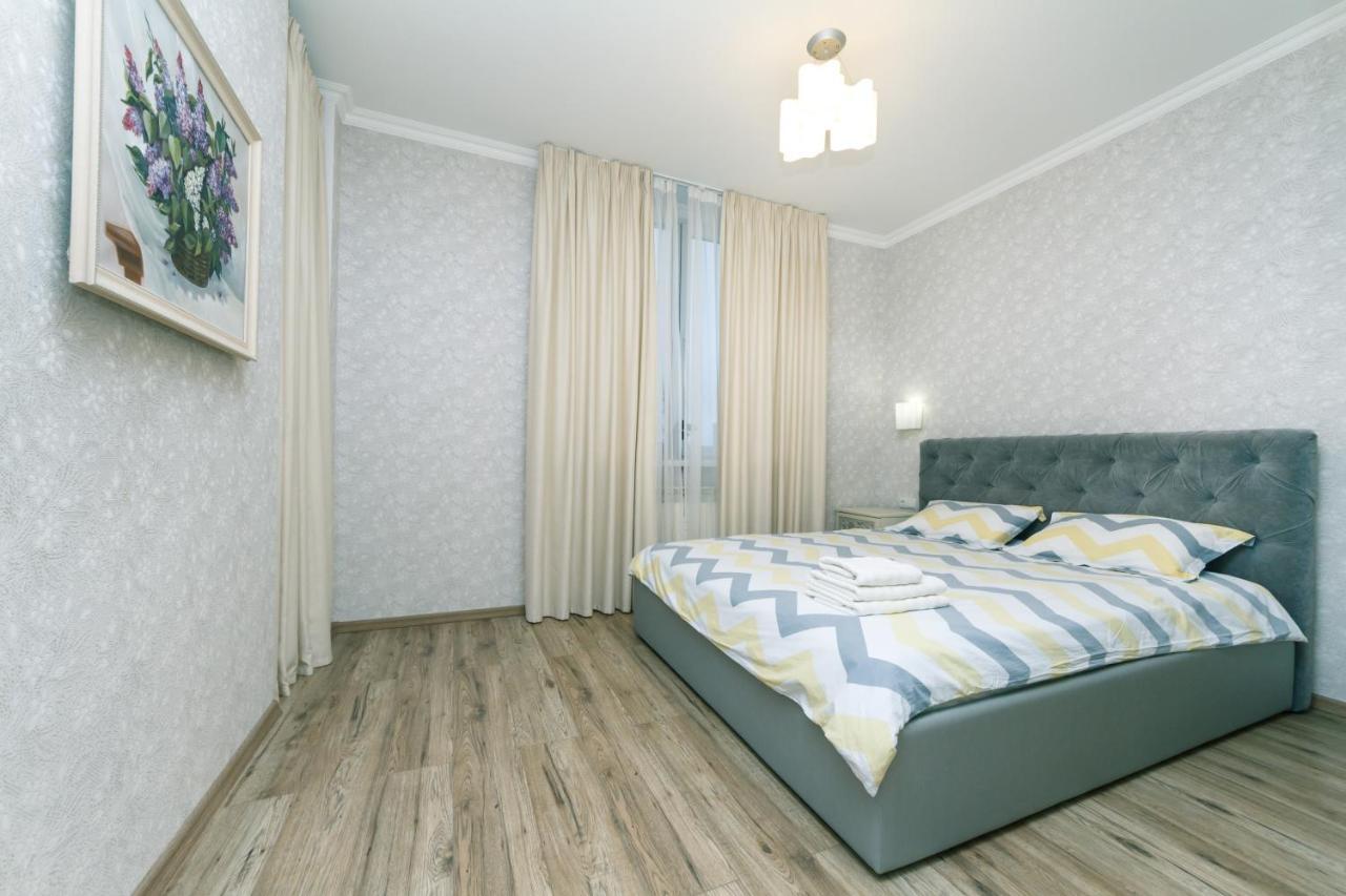 Лучшая Квартира В Броварах Brovary Exterior foto